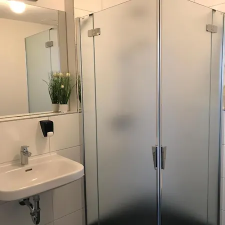 Hafen 17 - Ihre Am Hainer Bei Leipzig * Kahnsdorf